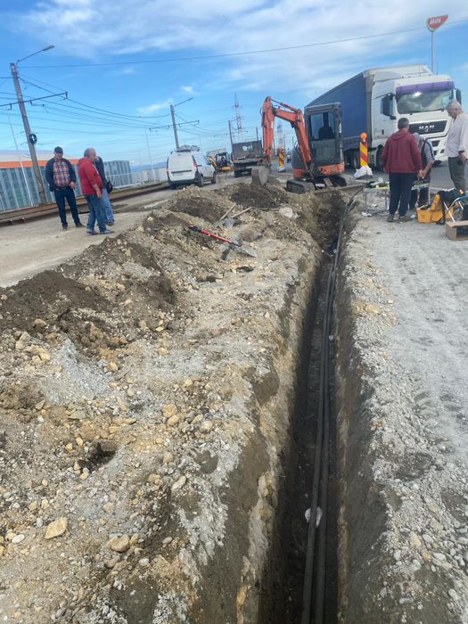 Stivuitor,Picon,buldo-excavator,bobcat,piscina,demolari,sapaturi,canal