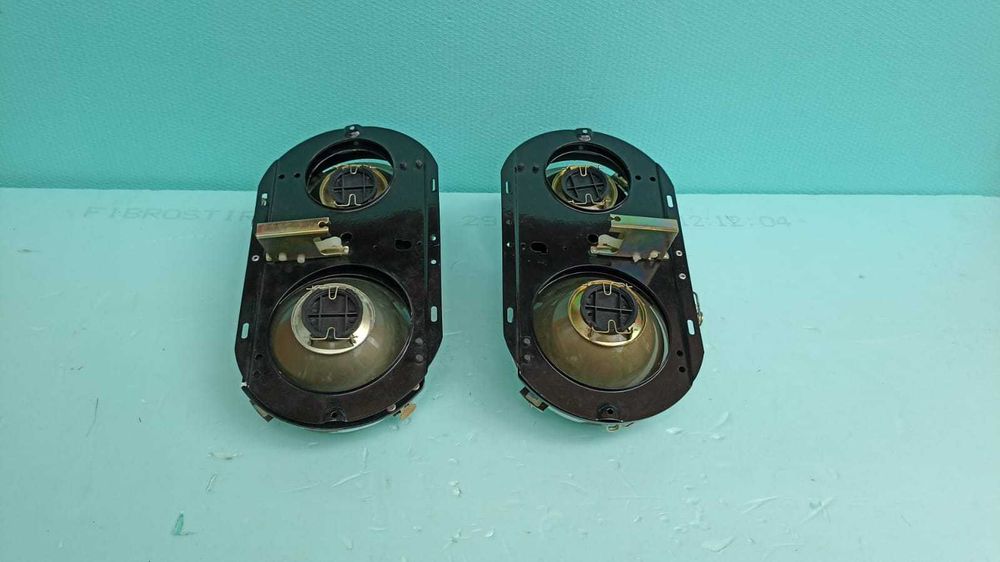 Vand Set Faruri Dacia 1300-1310-1410.Noi.Ellba.Sticla.Fab.01.1980.