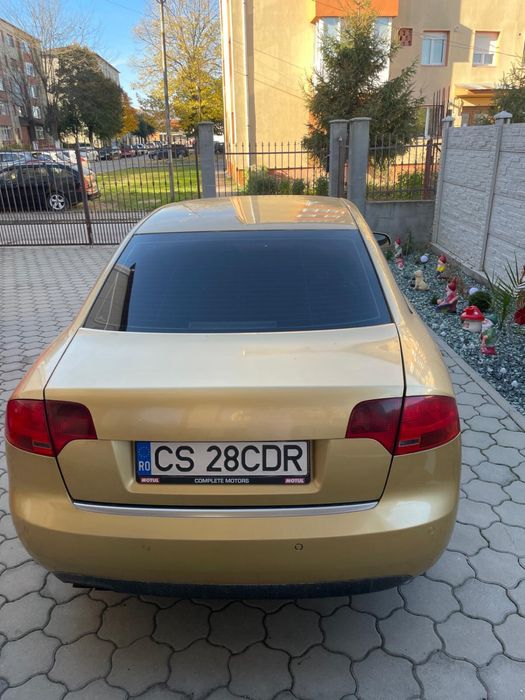 Vand audi a 4,   3500€ negociabil