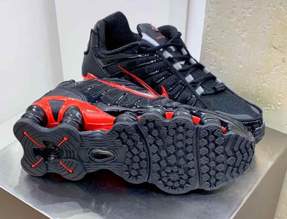 Нови мъжки маратонки Nike Air Max Shox TL black red