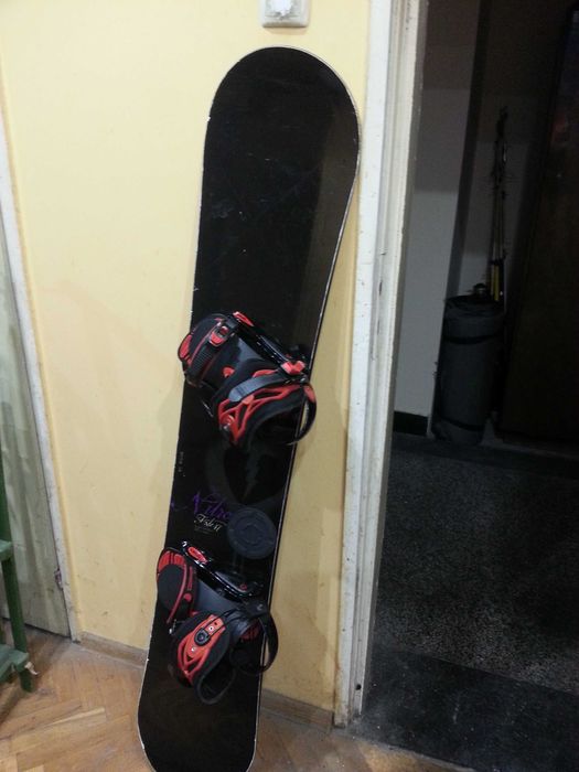 Сноуборд 149  см.  NITRO .
