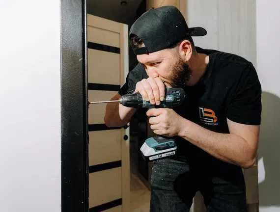 Ремонт и замена замков. Медвежатник. Круглосуточно. Вскрытие гаража