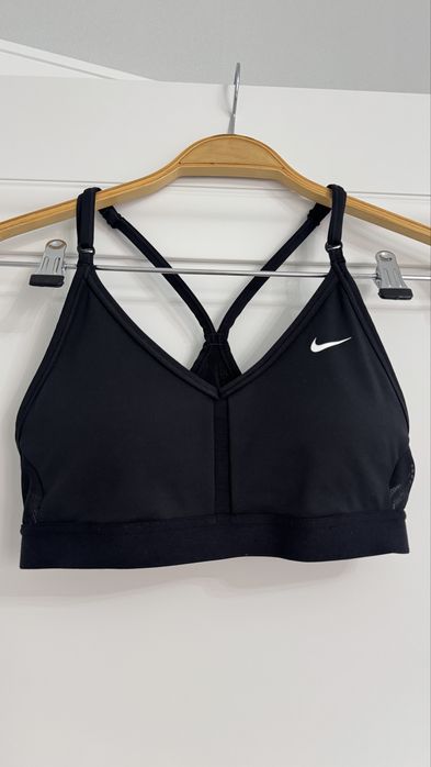 СРОЧНО Спортивный топ от Nike