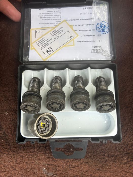 Секретни болтове за Ауди и Фолксваген