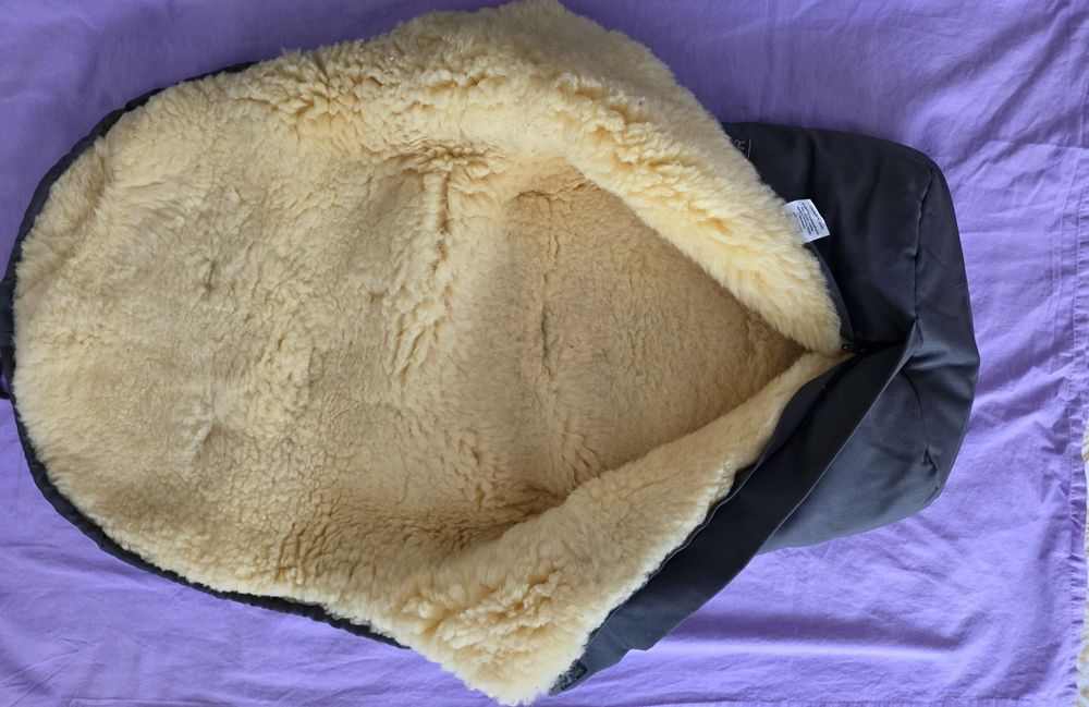 Универсален чувал за количка от вълна