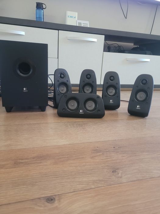 Sistem audio surround 5.1Logitech