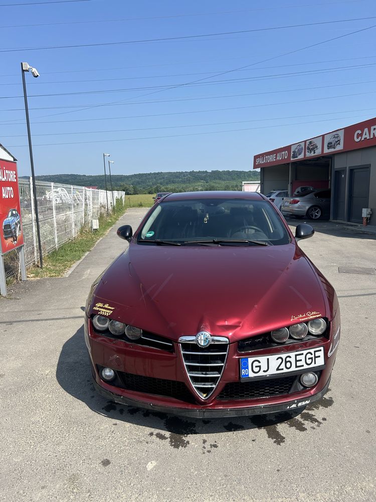 Vand alfa romeo 159 defecta