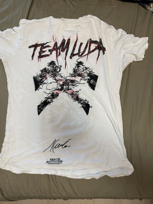 Тениски луда s