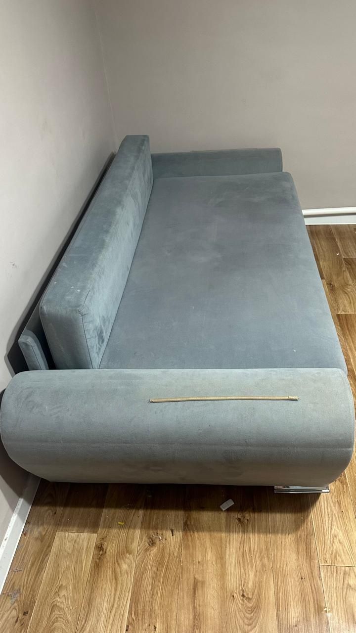 Продам диван раздвижной