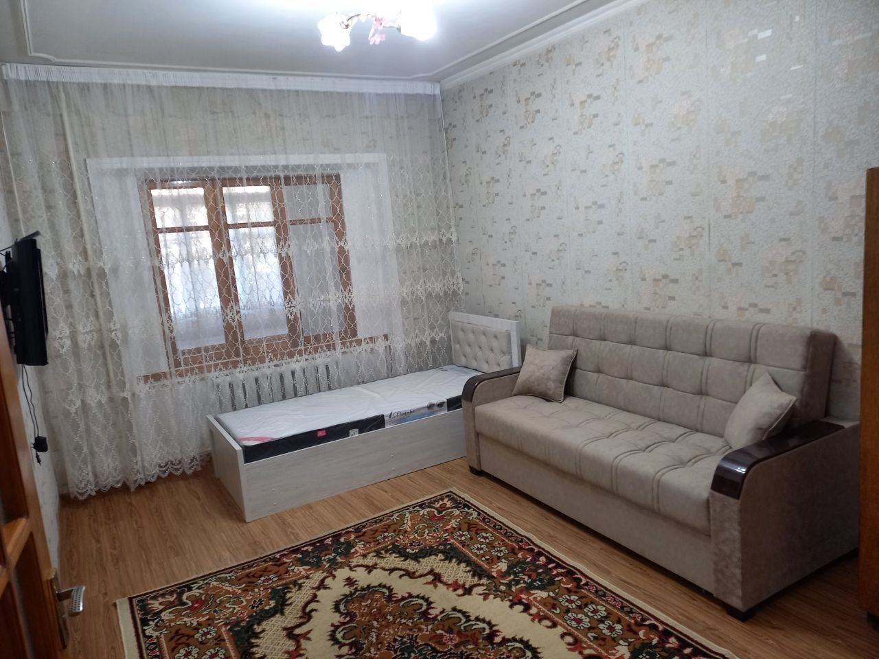 1 ком пер2. 1 этаж с ремонтим  новые мебель и техника Тузель 1. Яшнаба