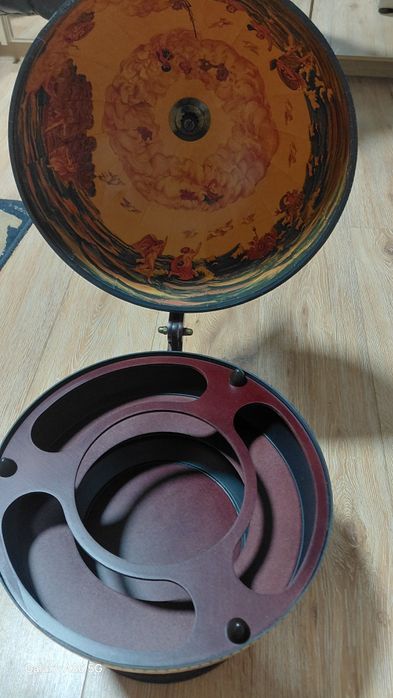 Vând bar glob pământesc