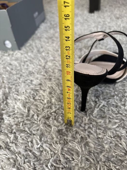 Sandale Zara număr 38