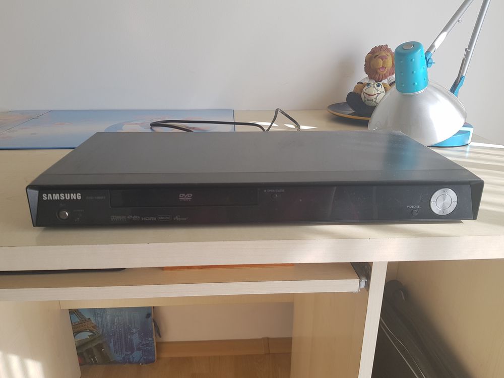 DVD.    samsung.