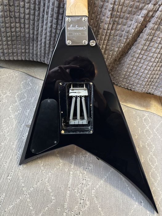 Китара: Jackson RX10D