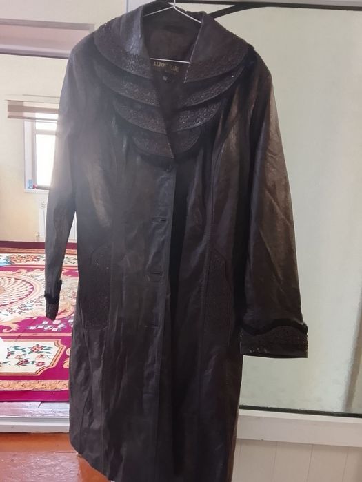 Плаш кожаный. Размер 4Х