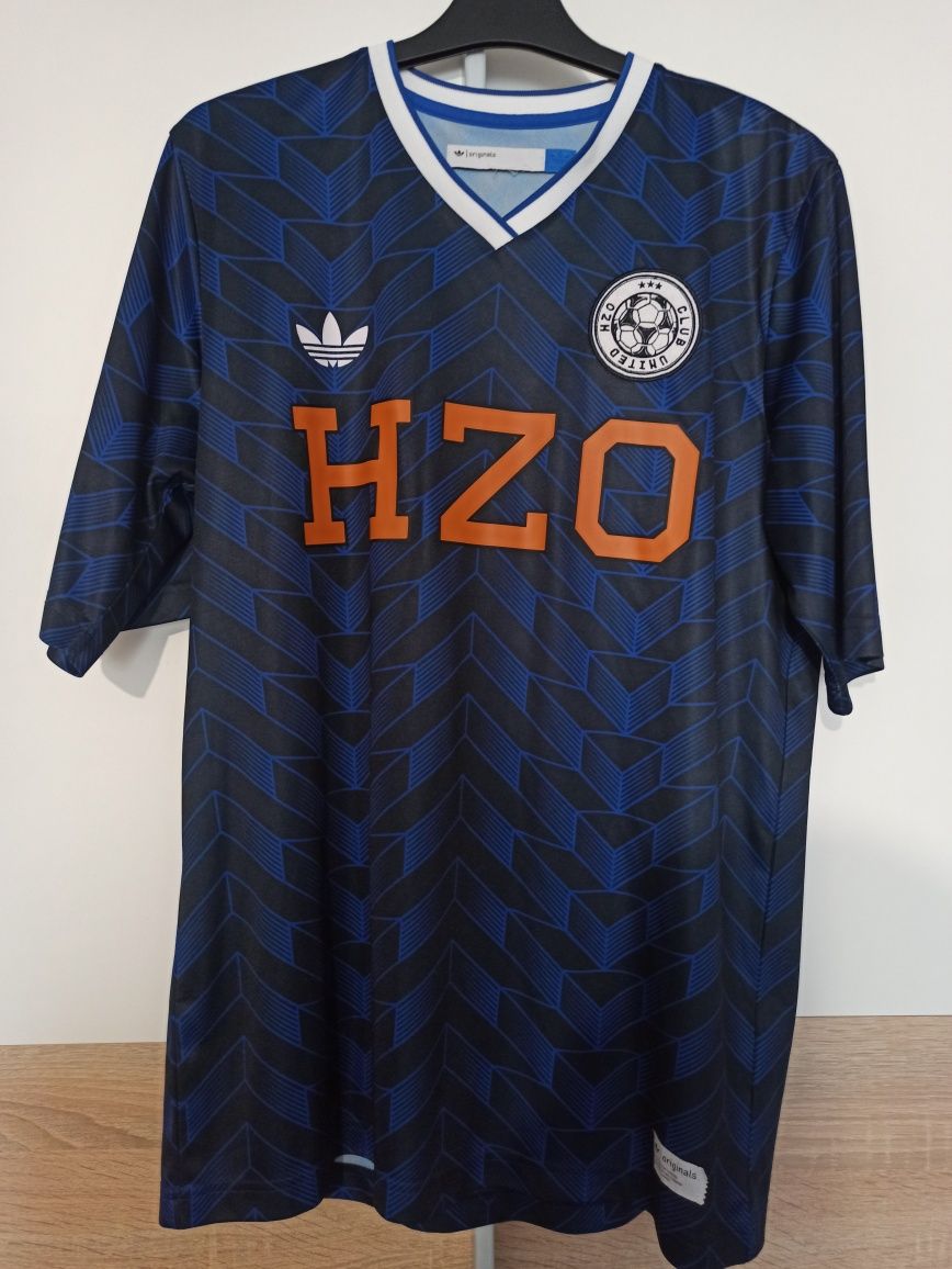 tricou adidas original HZO Club United marimea M, stare excelentă.