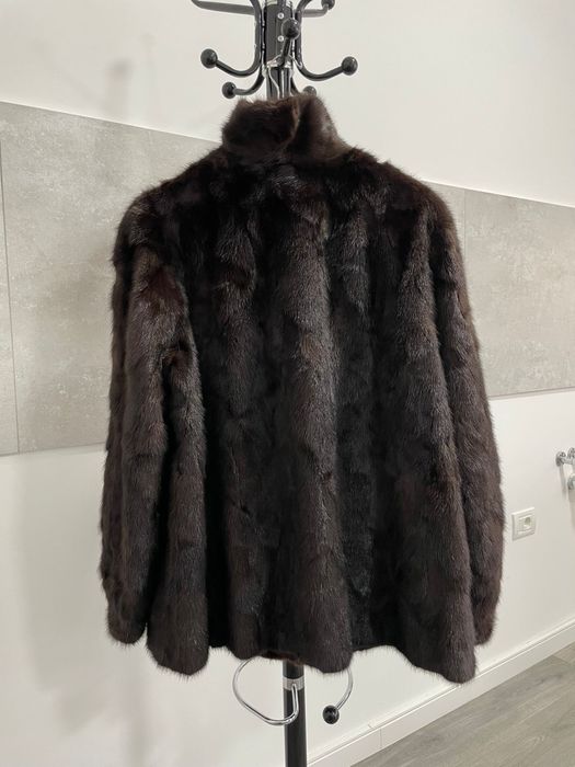 Vand haina blana nurca vizon