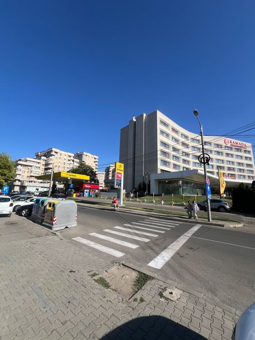 Proprieter vand penthouse ultracentral pe 2 nivele cu scara interioara