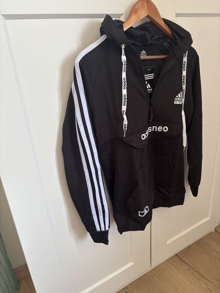 спорте екип  adidas neo размер s/m