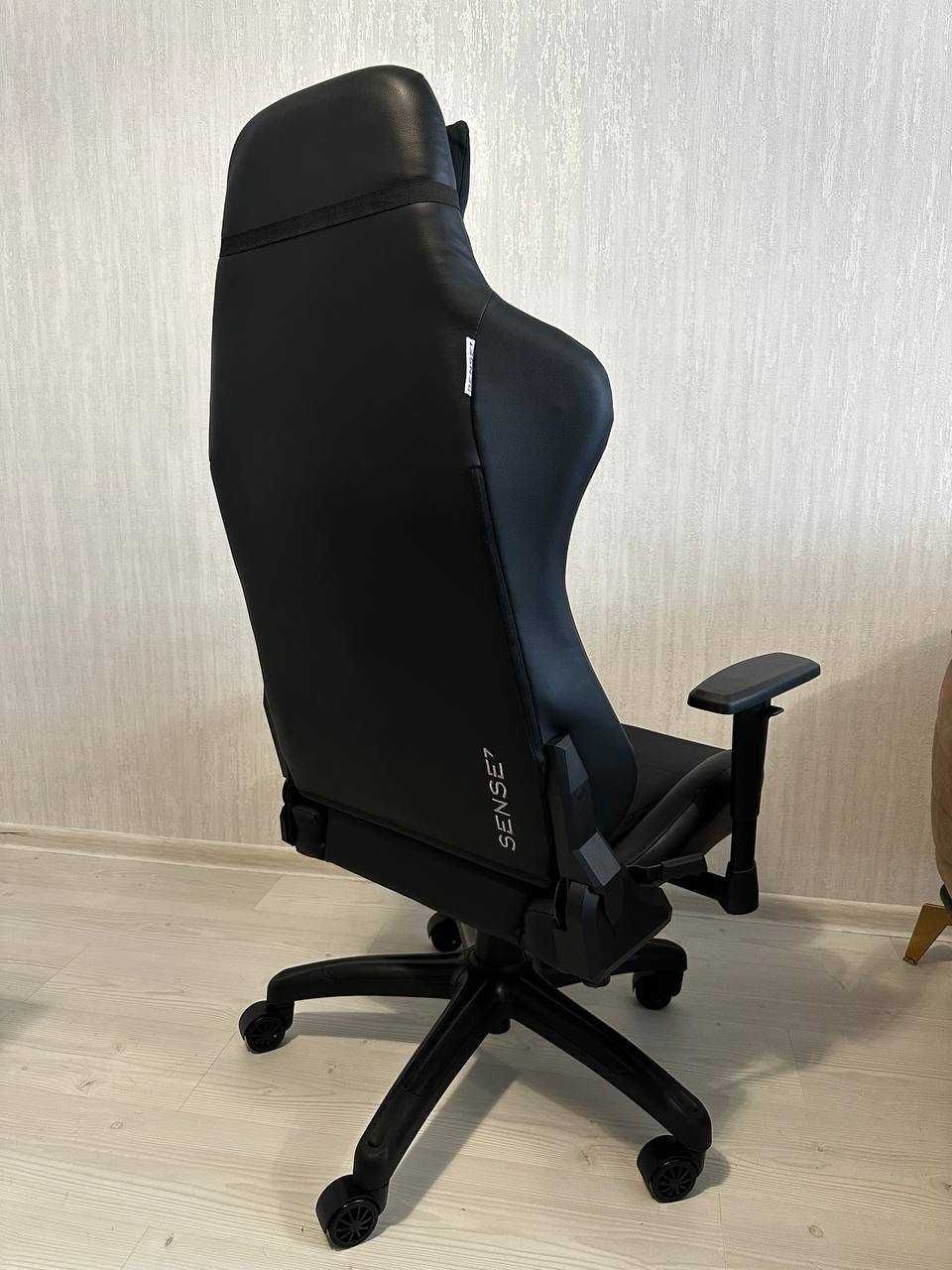 Scaun de gaming SENSE7 Spellcaster FUKU XL