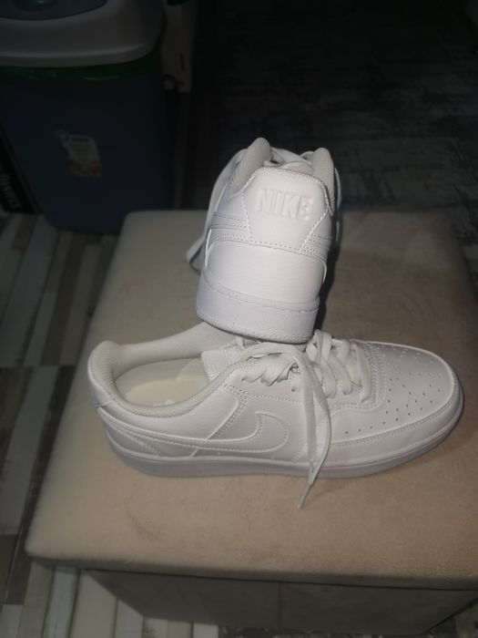 Adidasi Nike marimea 40(25,5cm)