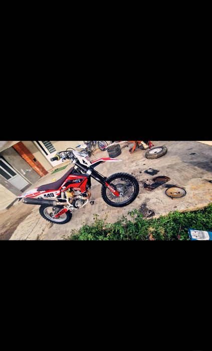 Husqvarna Te-449 2011