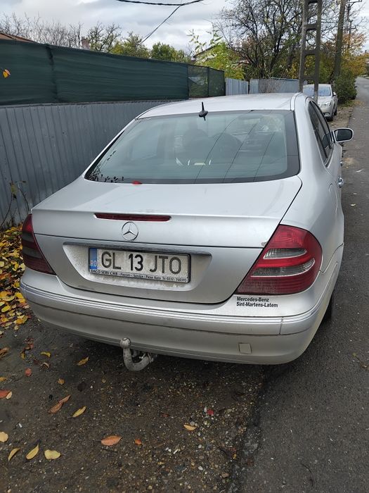 Vand masina mercedes benz