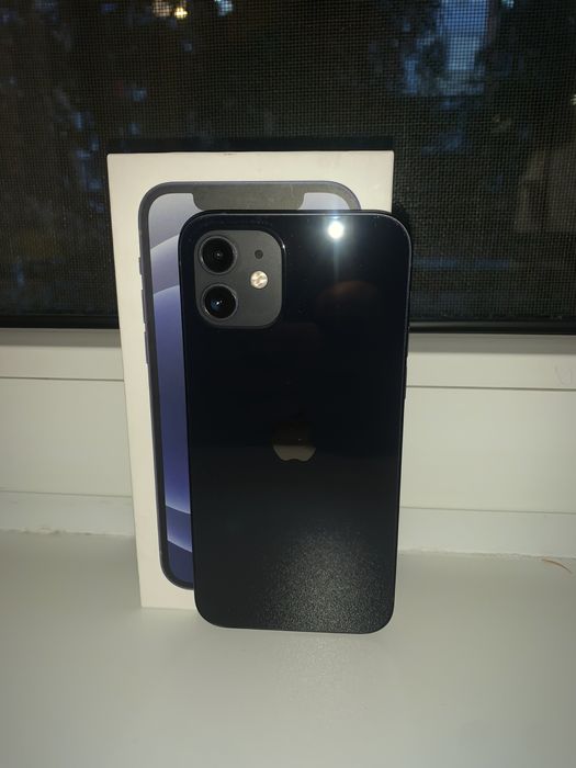 Продам Iphone 12 64 GB 