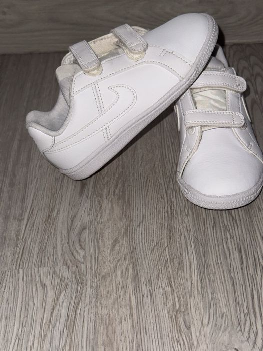 Adidasi nike copii  27 originali