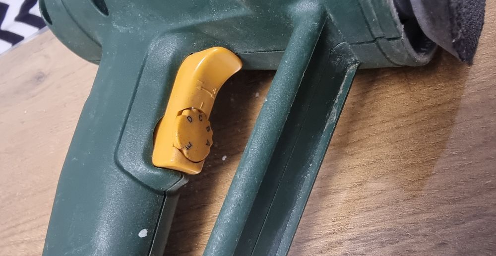 Ексцентършлайф машина Bosch 250w