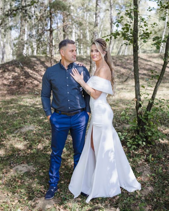 Vând Rochie Sirenă