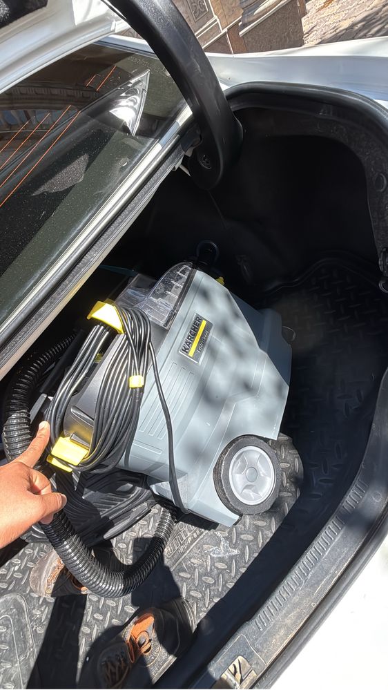 Продам karcher 8/1