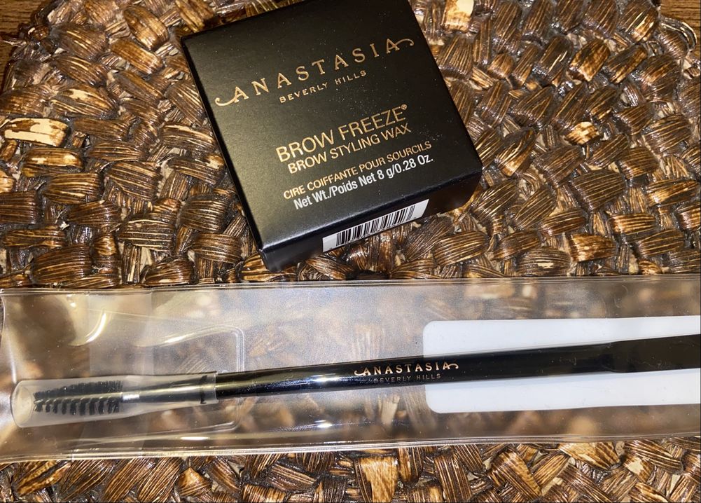 Гел и апликатор за вежди ANASTASIA, Сенки за очи NL BEAUTY, AVANT крем