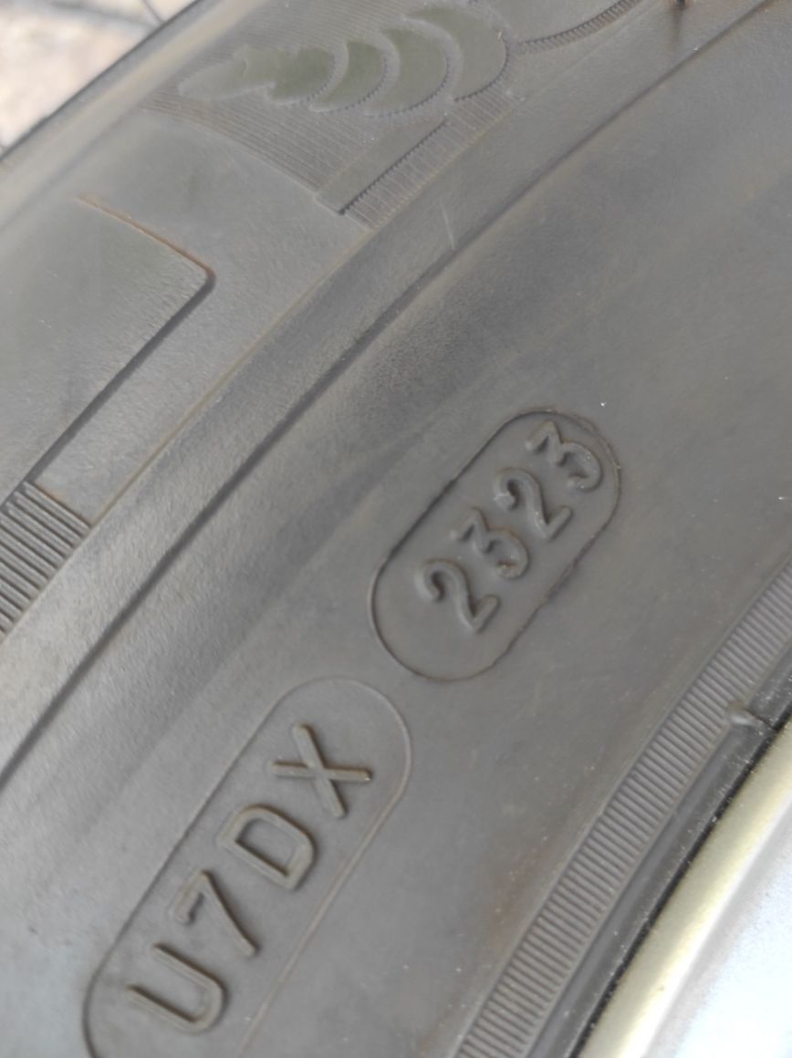 Летни гуми Michelin 225/75/16С, джанти 5х130 16 цола 2023г.