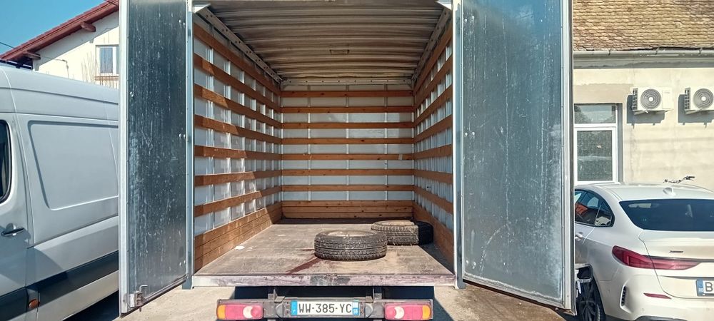 Mașina mica, camioneta, Bus