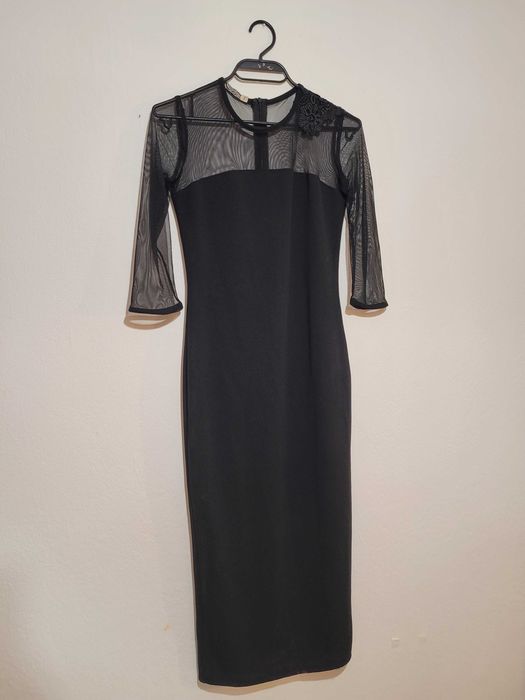 Черна рокля с мрежа
