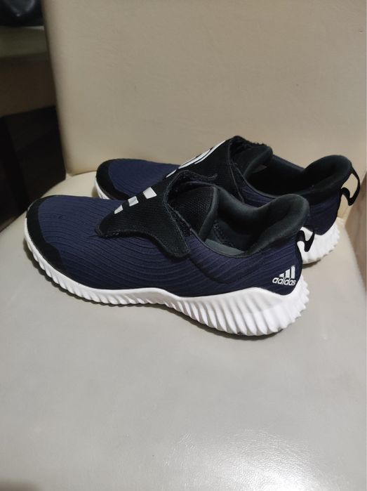 Vand pantofi adidas fete