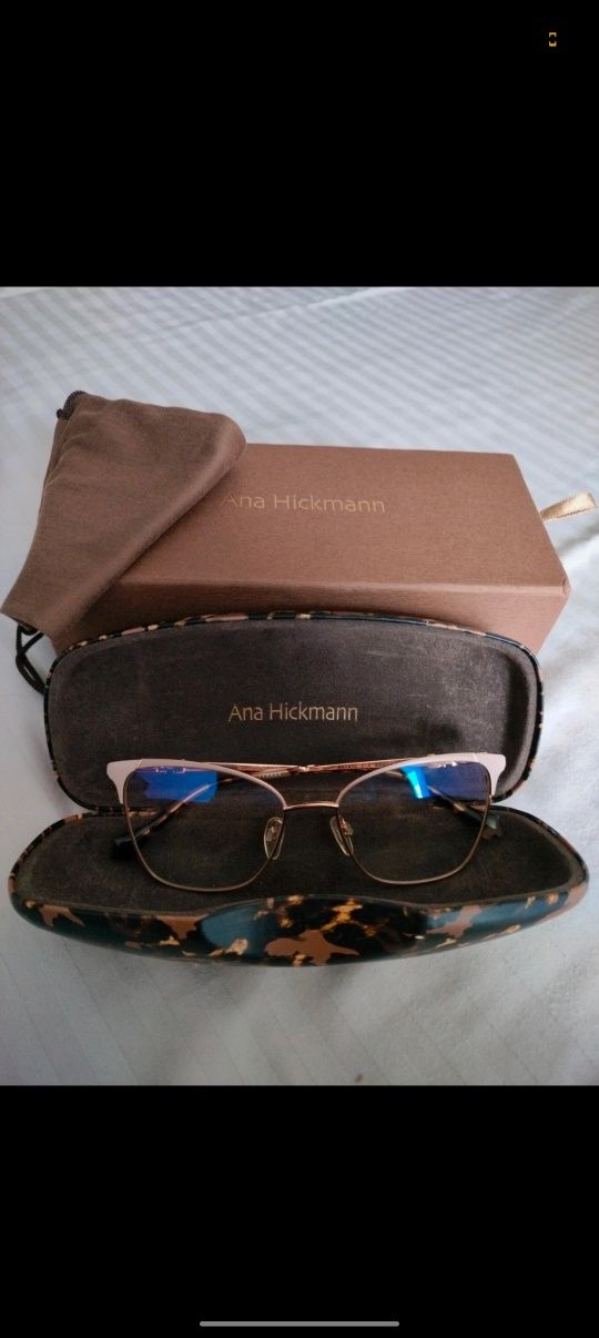 Ana Hickmann - Ochelari astigmatism miopic+protecție monitor