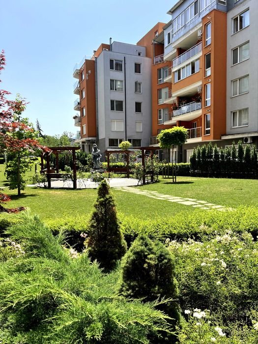 Поддръжка на градини в София  от Mr.Donchev