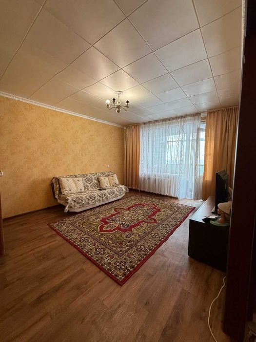 Продается 2-комнатная квартира в районе Горгаза!