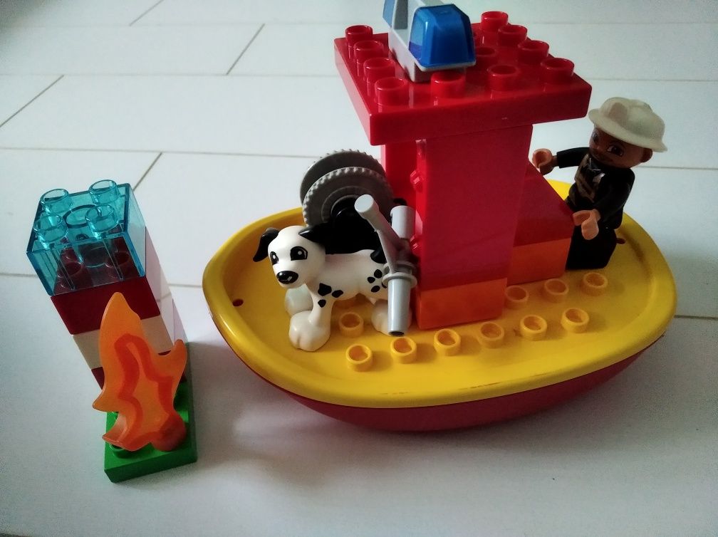 Lego duplo 10591 - Salupa de stins incendii