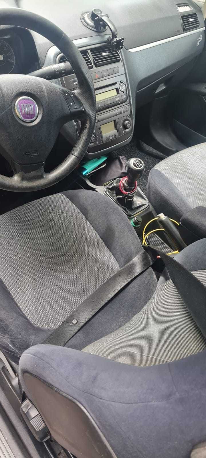 Vând Fiat Punto 2008