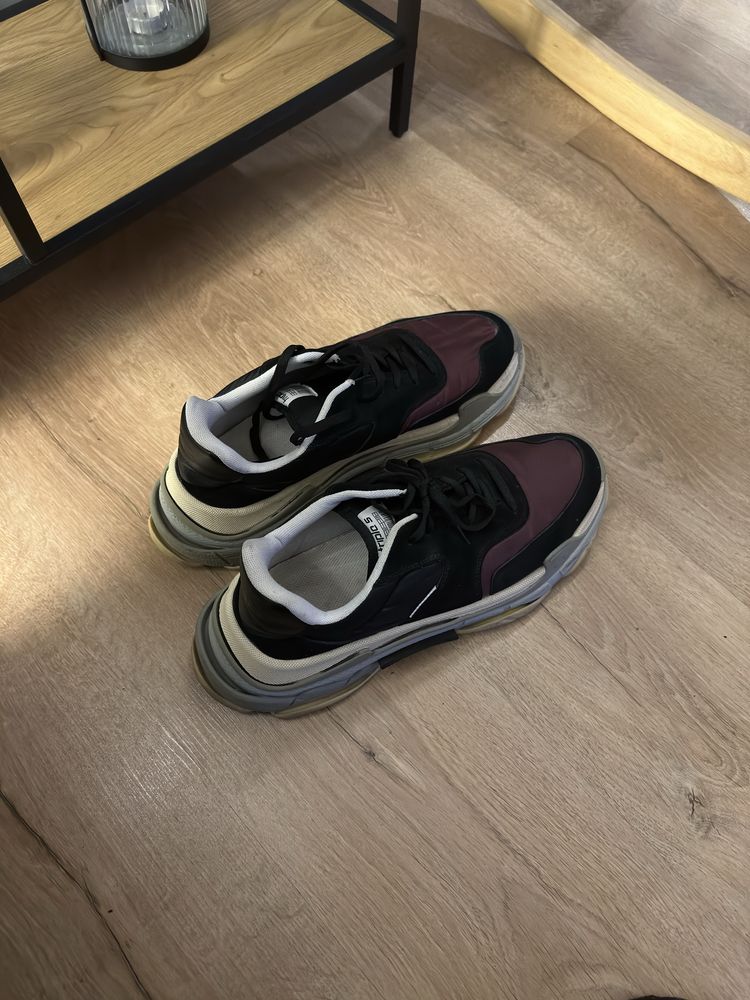 Balenciaga Triple S