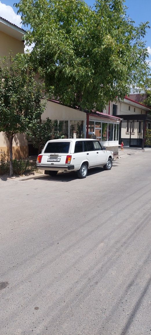 2104 sotiladi 1989 yil radnoy kraskada