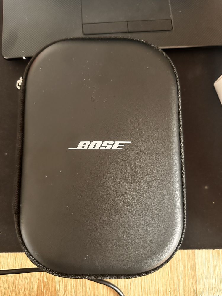 Casti Bose Noise Cancelling