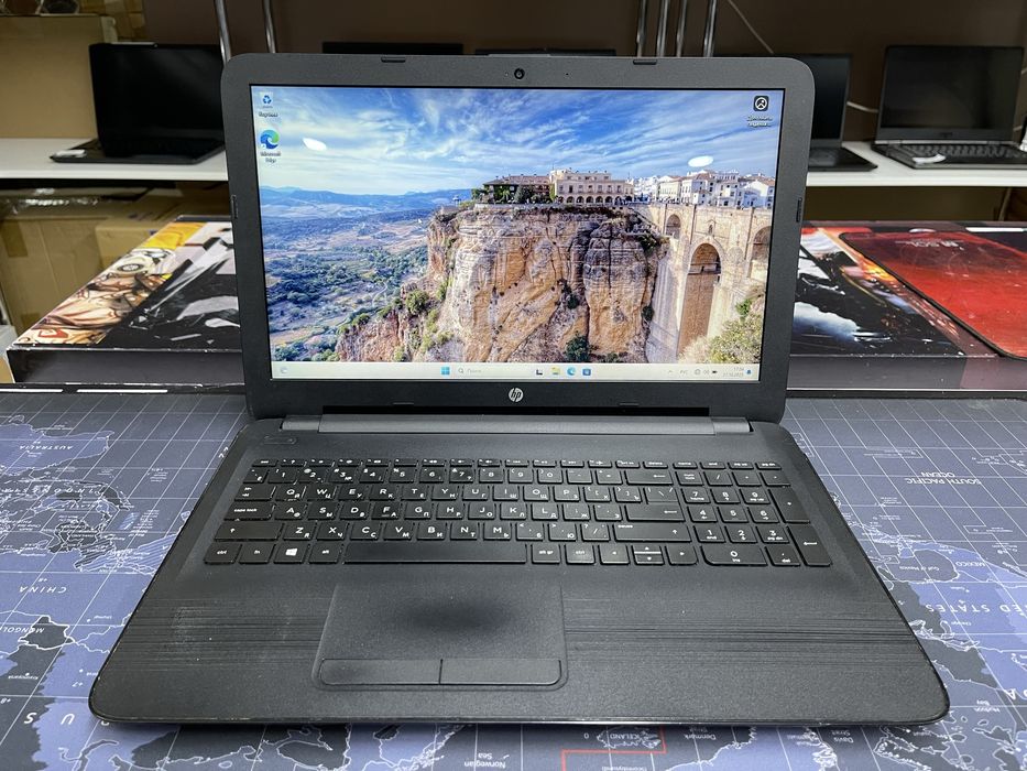 Ноутбук HP 250 G7 Core i5-7200U/4GB/SSD256GB
