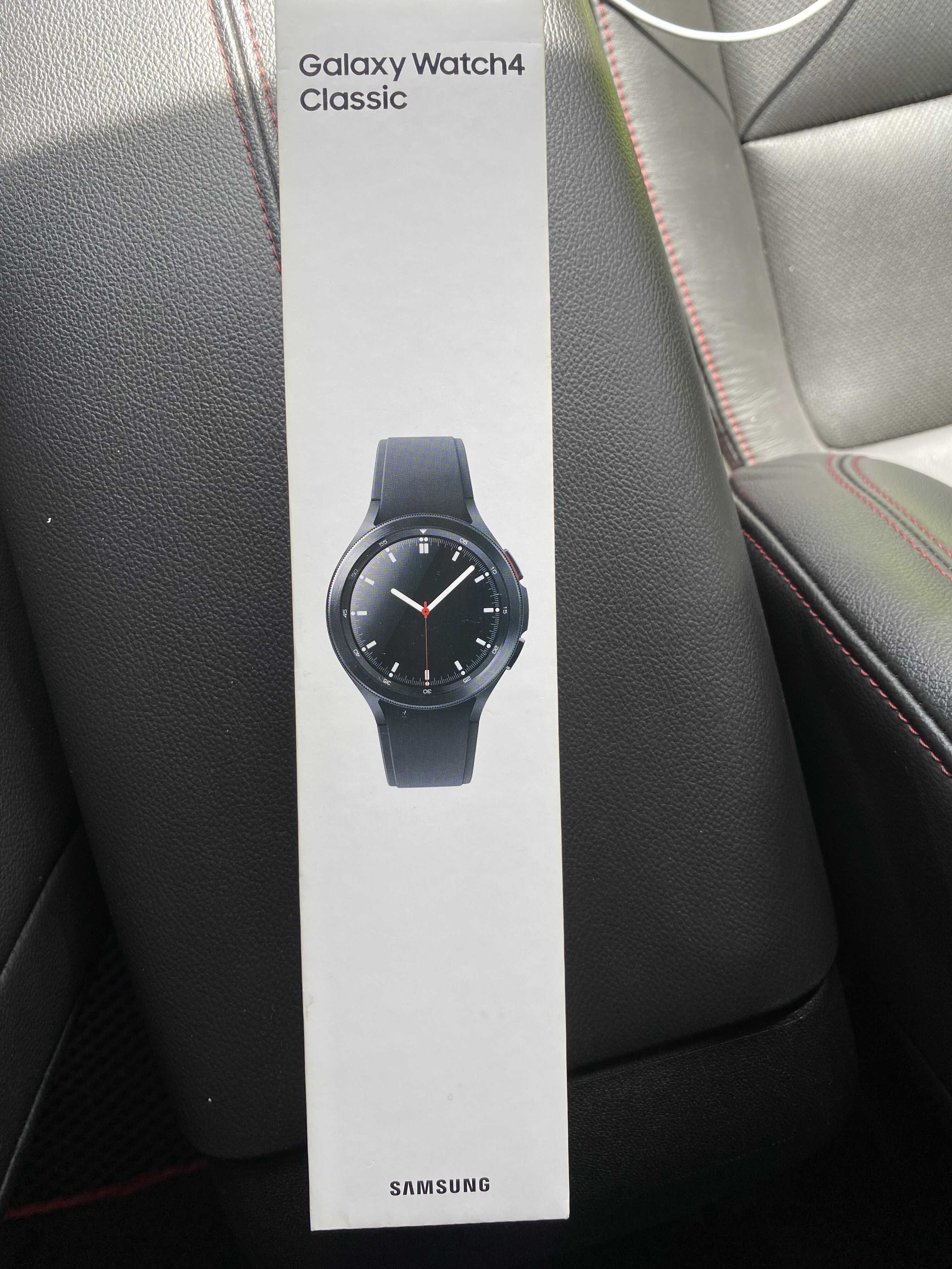 Galaxy Watch4 Classic в отличном состоянии