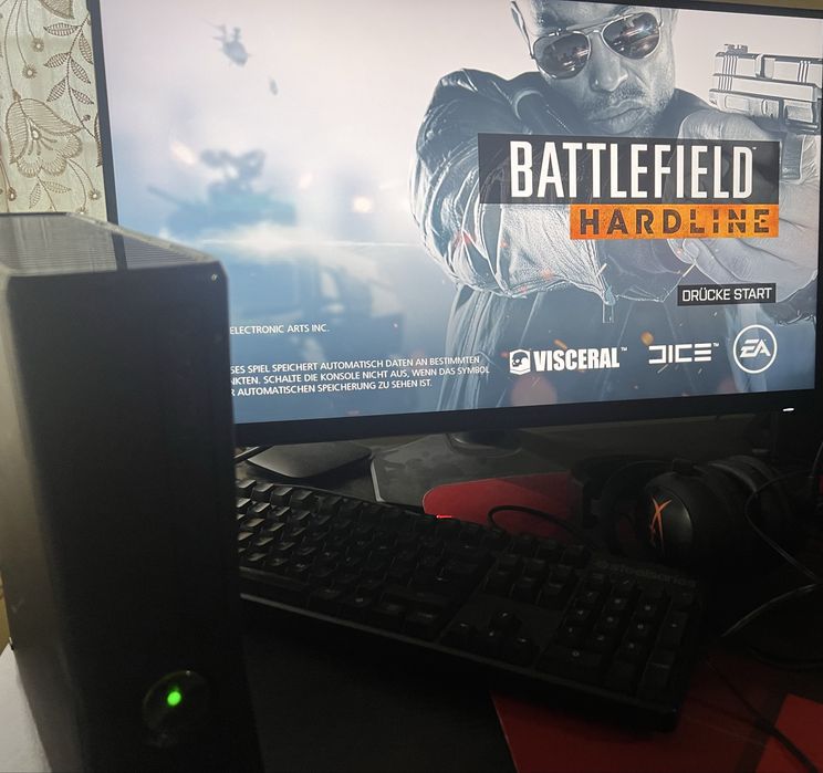 Consola XBOX 360 S, Sigiliu, fara HDD fara alimentator