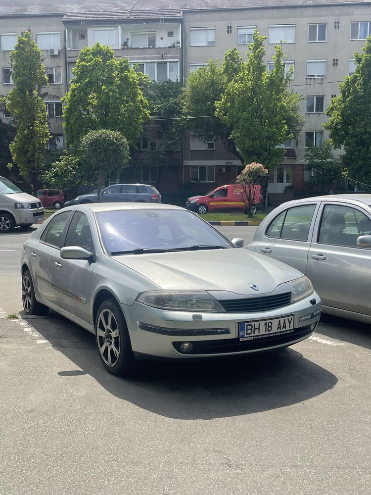 Vand renault laguna 2.2 2004