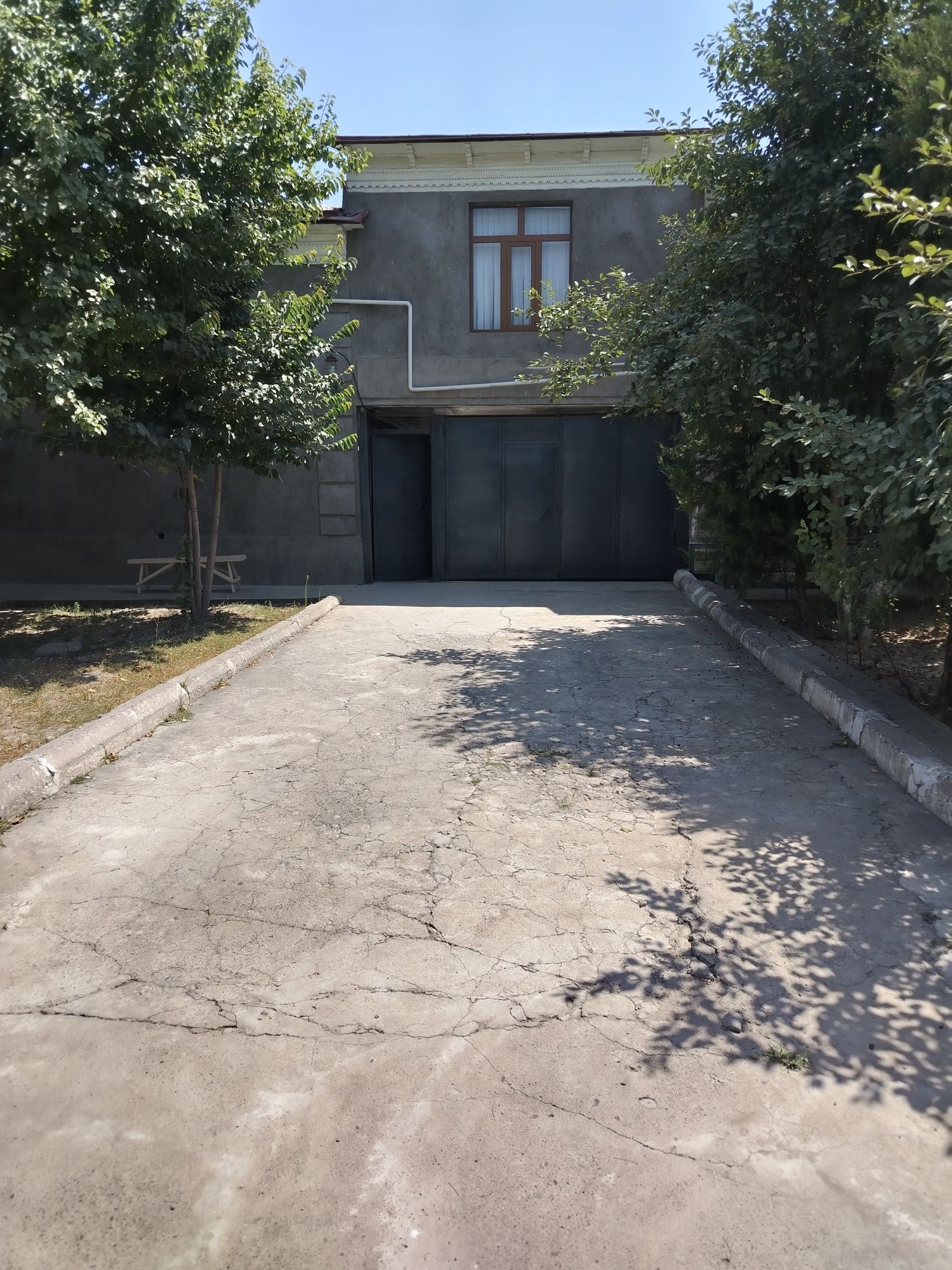 Oxunbayevda uchastka sotiladi. 8.5 soth